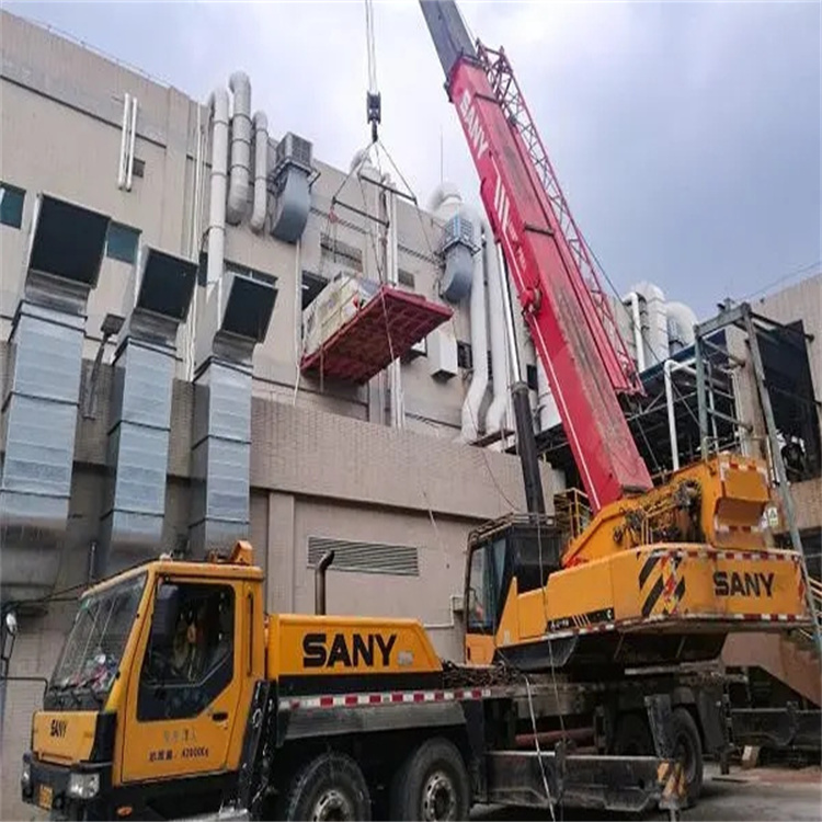 毛道乡一百吨吊车吊臂多长